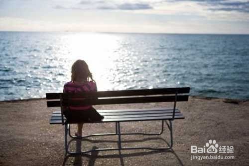 手机微型投影伴侣怎么玩游戏看电影