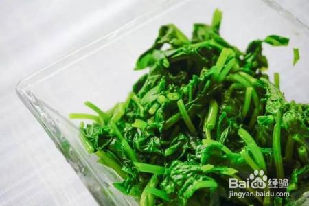 这种经常被你们浪费的食材，却是宝宝防治便秘、贫血的神器