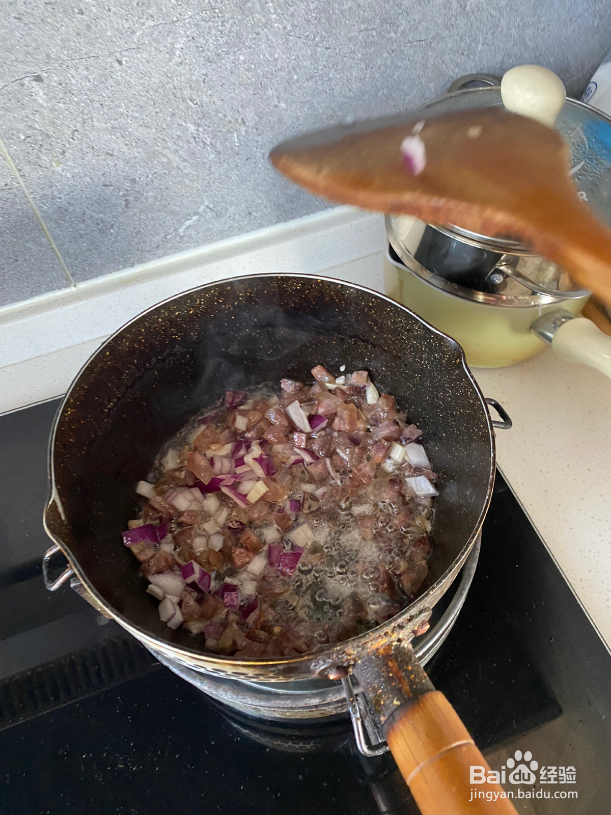 腊味煲仔饭的做法