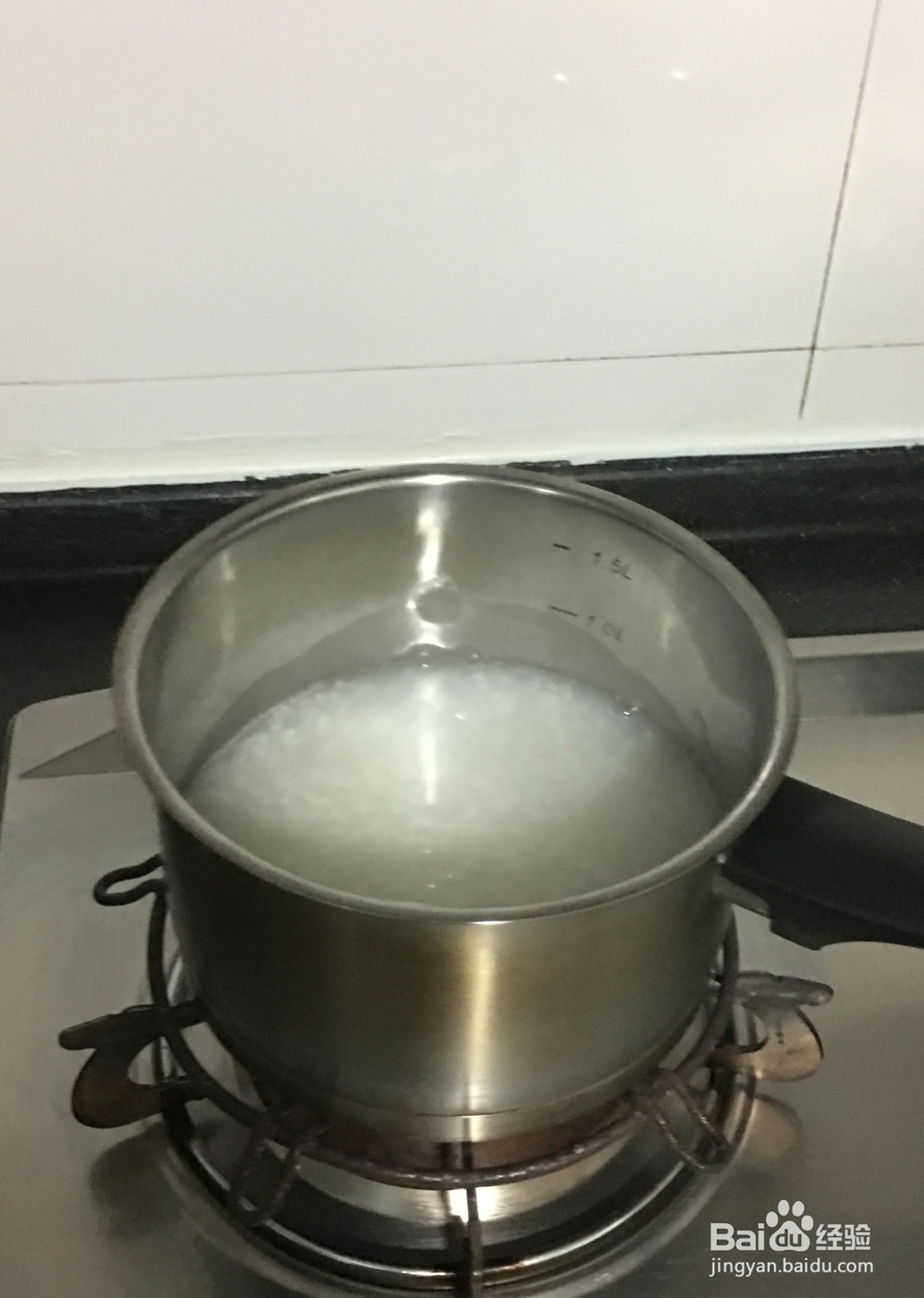 怎样做窝蛋瘦肉粥？