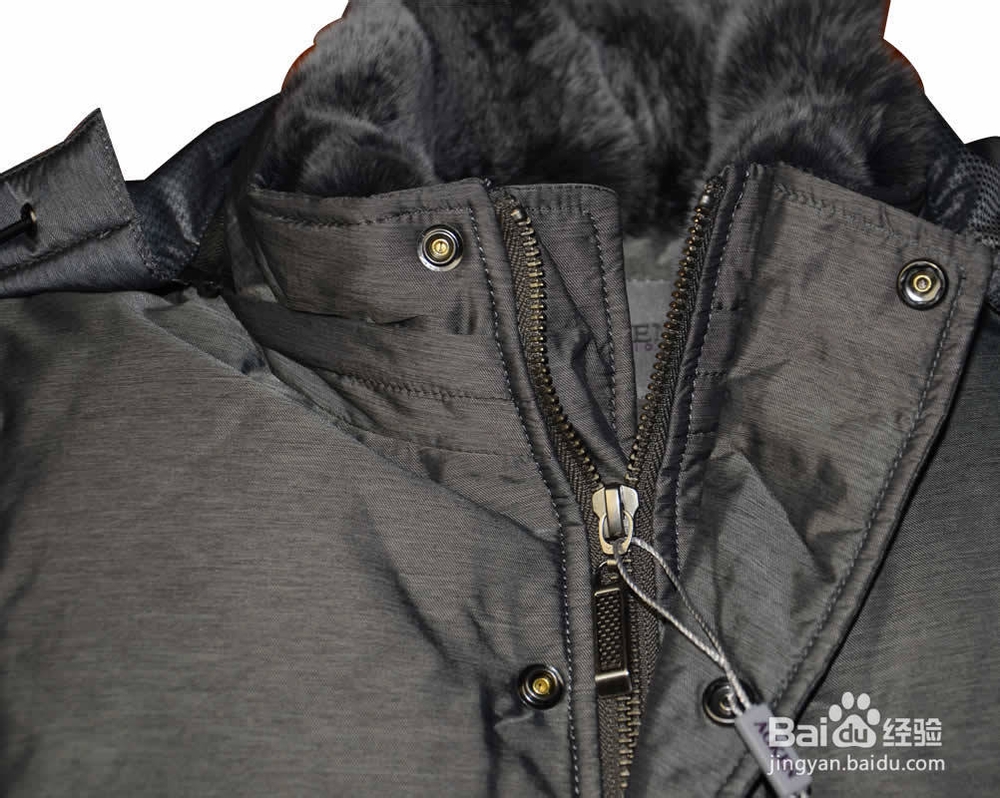 如何清洗羽绒服