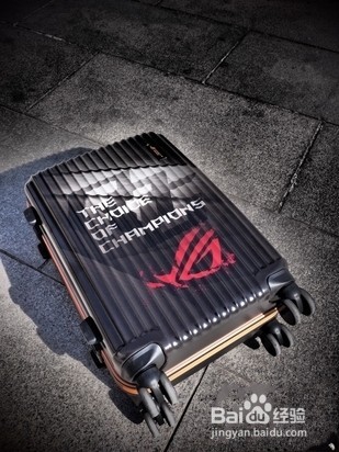 史上最强 华硕ROG GX700VO水冷本外观评测