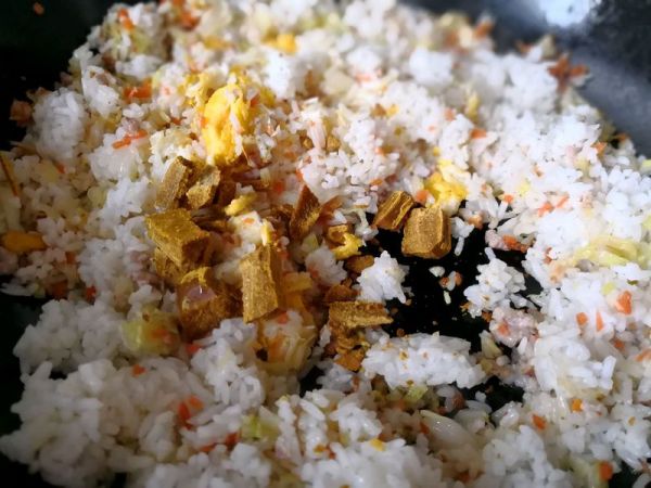 肉末鸡蛋咖喱炒饭#安记快手菜#