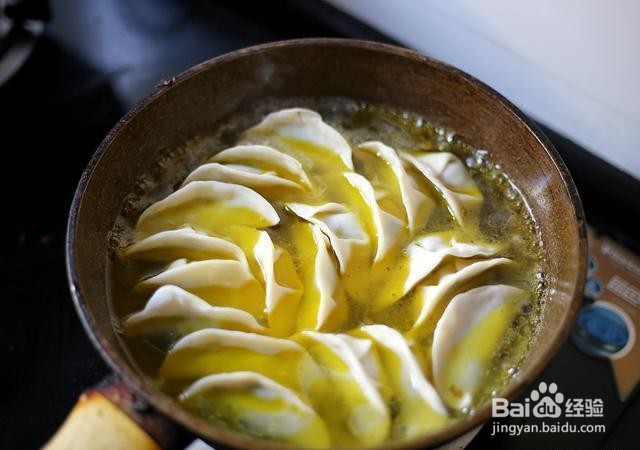 家庭自制荠菜饺子