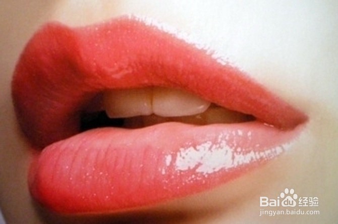 <b>日常如何注意唇部护理</b>
