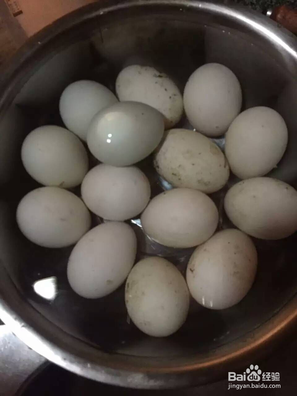 咸鸭蛋与咸鸡蛋的做法