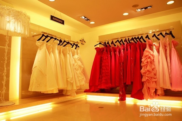 挑选婚纱影楼的注意事项有哪些拍婚纱如何选影楼