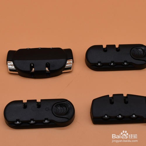 行李箱合不上卡扣