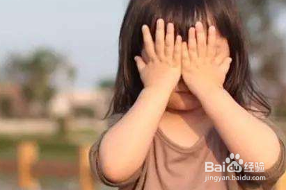 如何解决宝宝怕黑的问题?