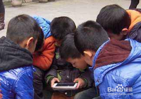 小学生该不该用手机