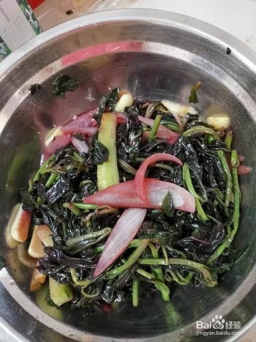 紫苏拌洋葱