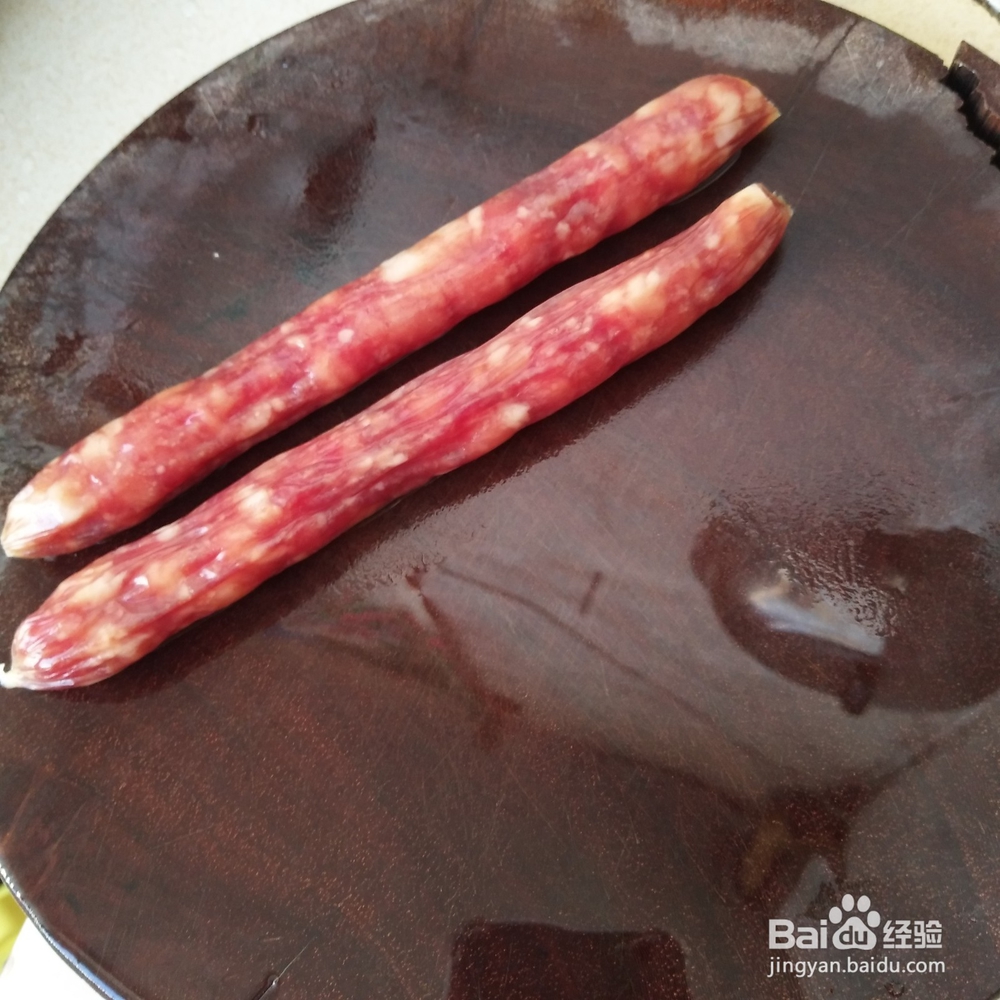 腊肠炒米粉的做法