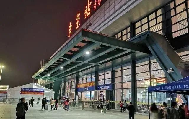 火车可以托管孩子吗