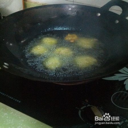 如何炸香酥丸子