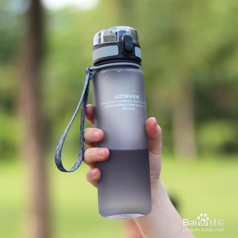 大学军训有哪些物品必不可少？