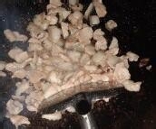 莴笋炒肉的家常做法