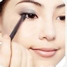 怎样化好看的法式烟熏妆