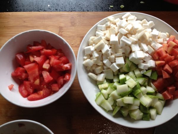 杏鲍菇杂蔬炸酱面