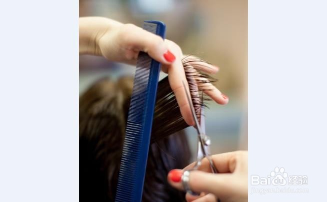 头发干燥不顺滑的7个原因