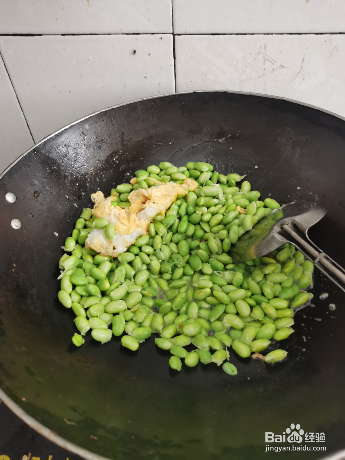 鸡蛋如何焖青豆