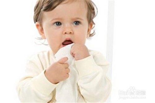 给宝宝用湿纸巾，父母要注意那些问题