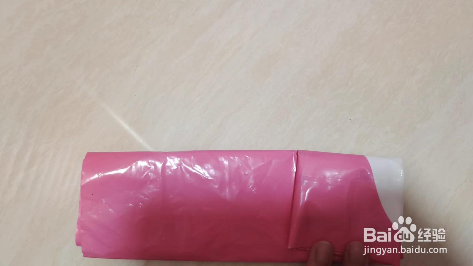 如何将乱糟糟的塑料袋利用起来?