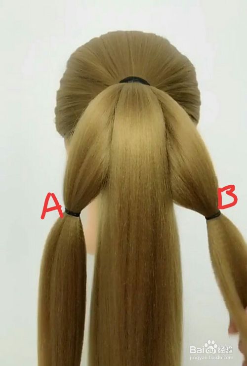 如何在头发上编双蝴蝶结