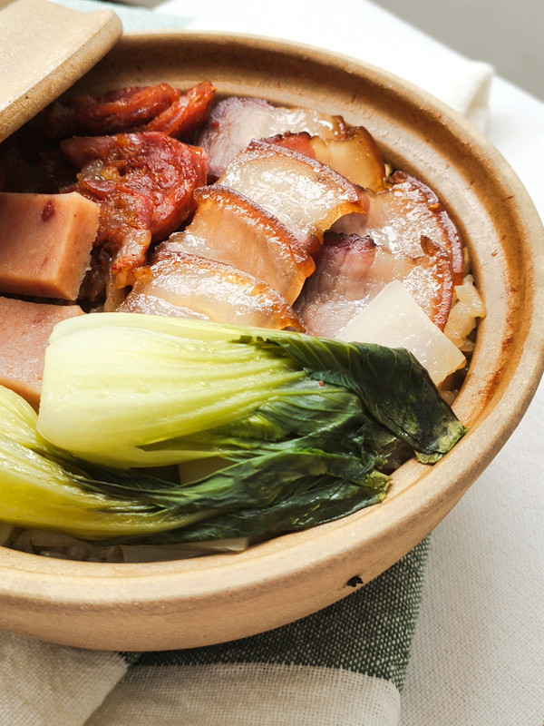 自制腊肉煲仔饭