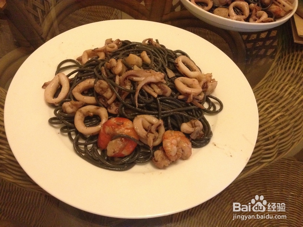 海鲜墨汁意大利面