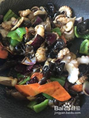 简单食材简单操作的酱焖八爪鱼