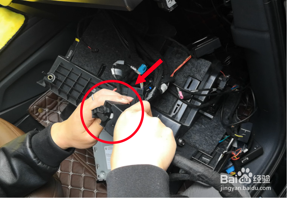 奥迪A4 2018款 MIB主机如何安装无线CarPlay