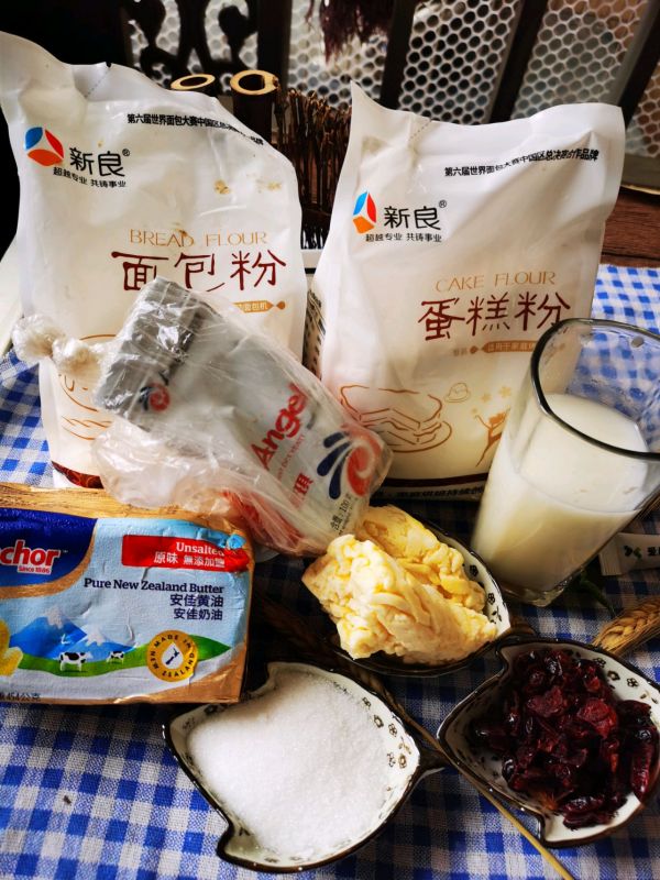 蔓越莓乳酪面包