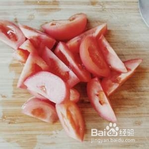 怎么做美味的番茄冬笋鳕鱼汤