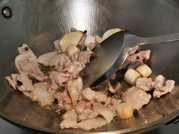 莴笋木耳炒肉片