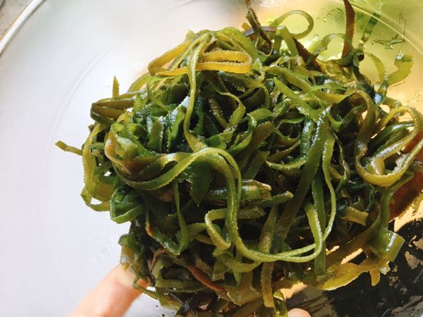 凉拌黄瓜海带丝