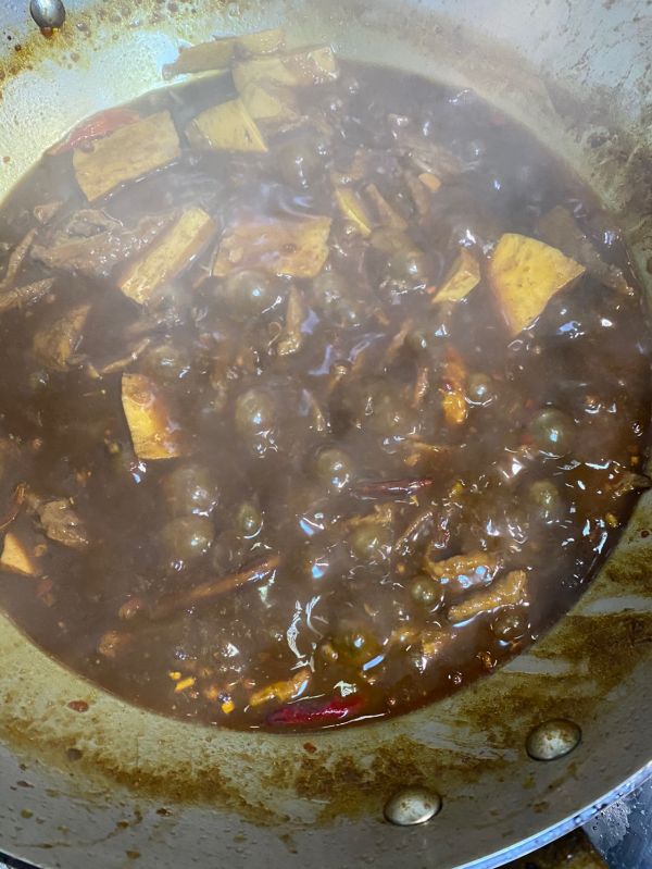 花儿麻辣鸡翅尖