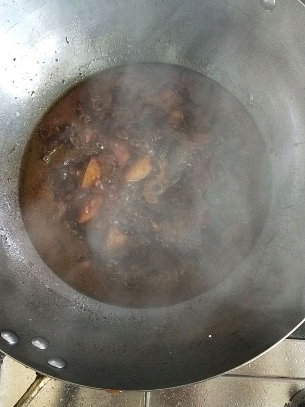 土豆牛肉盖浇面