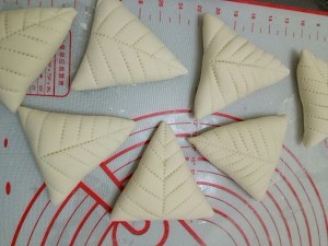 新式树叶豆沙馒头的美味做法