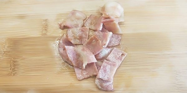 鸡蛋牛油果沙拉