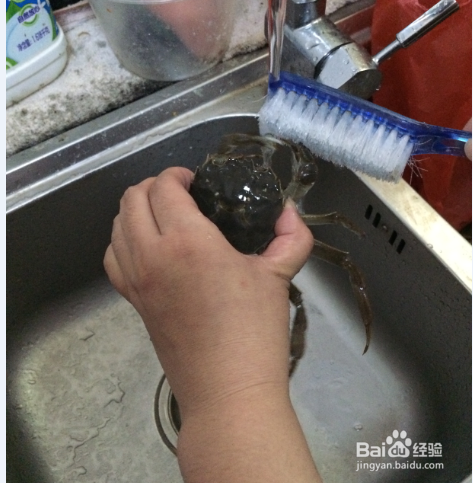 大闸蟹的红烧做法