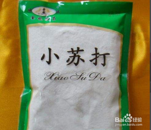 如何清理茶杯上的茶渍