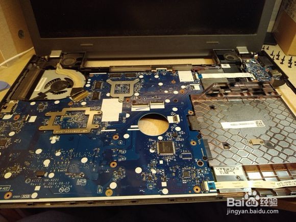 联想（Thinkpad）E550 E550C 拆机教程