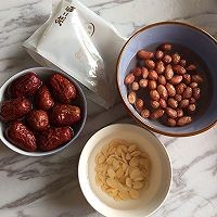 怎么制作红枣花生杏仁露