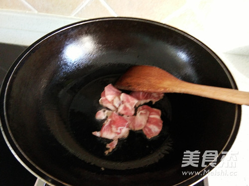 风味扁豆辣椒闷烧肉