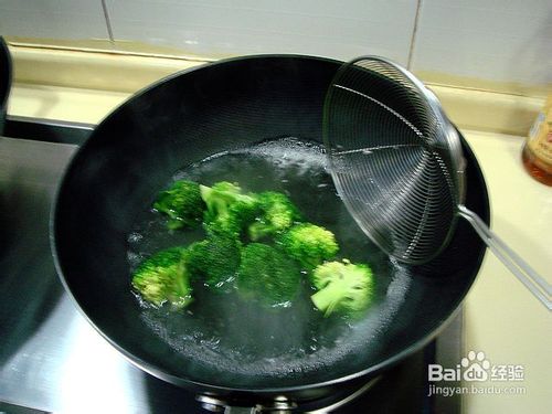 鲍汁蒸扒白灵菇