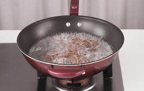 黄瓜凉拌面条