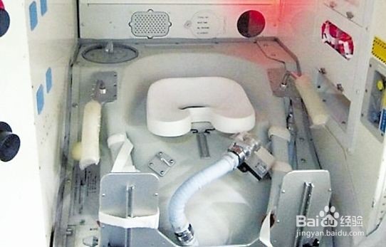 宇航员在太空拉肚子怎么办