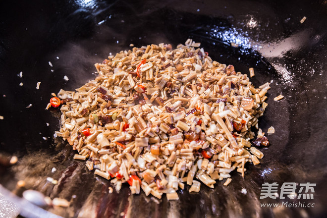 老家笋干炒腊肉