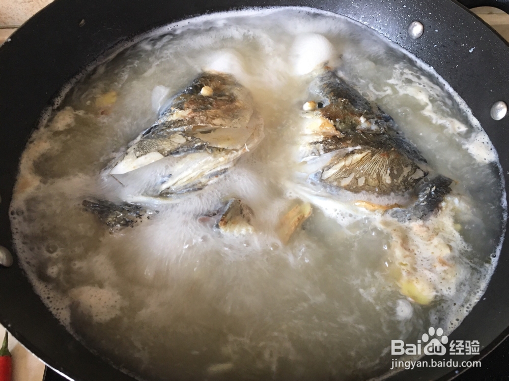 鲜美的鱼头豆腐汤怎么做?