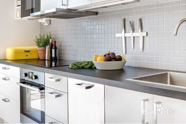 厨房内易藏污纳垢,教你你清理厨房的卫生